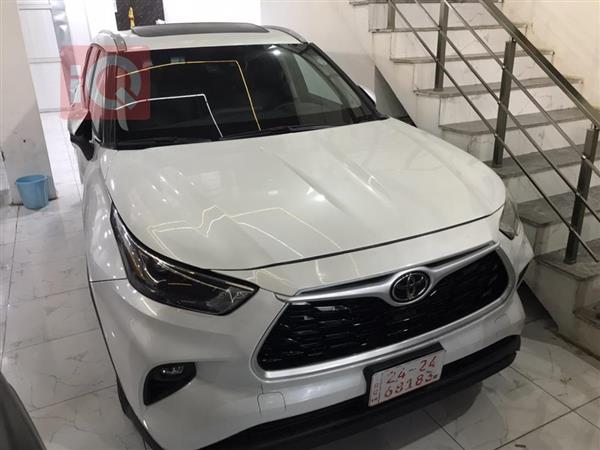 Toyota for sale in Iraq